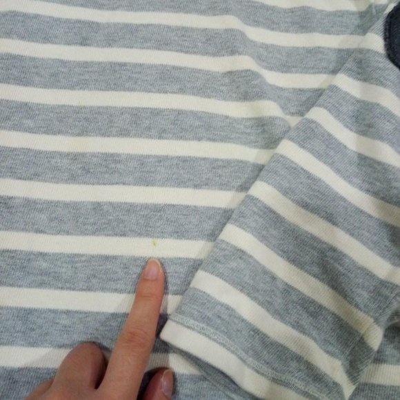 Gap striped sweatshirt - Picture 2 of 4